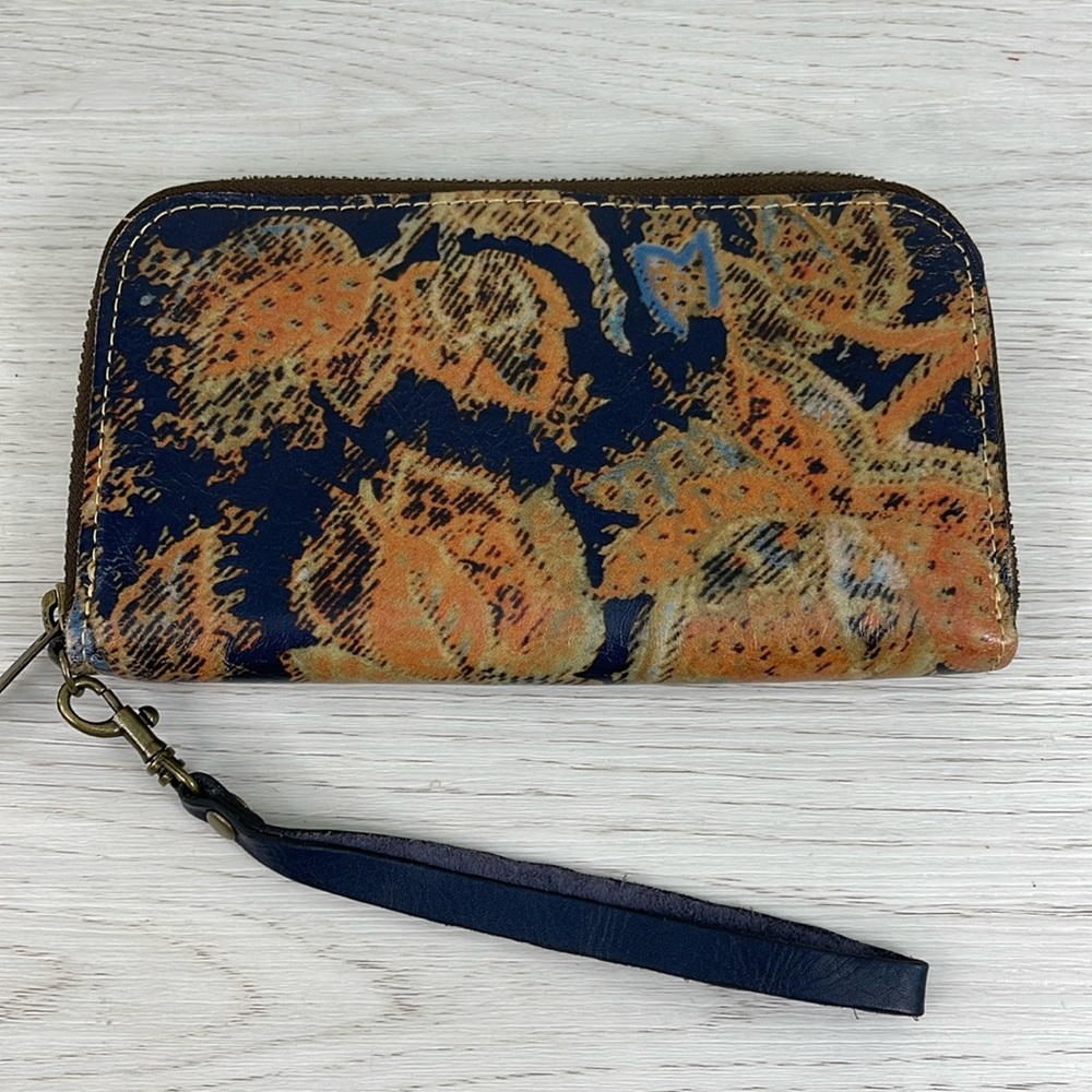Patricia Nash leather Wristlet